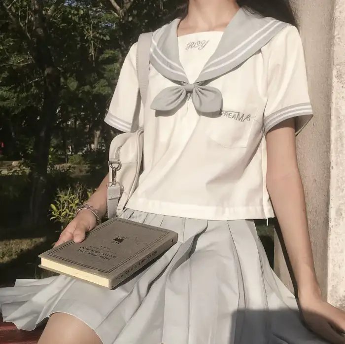 琴麻岛的海